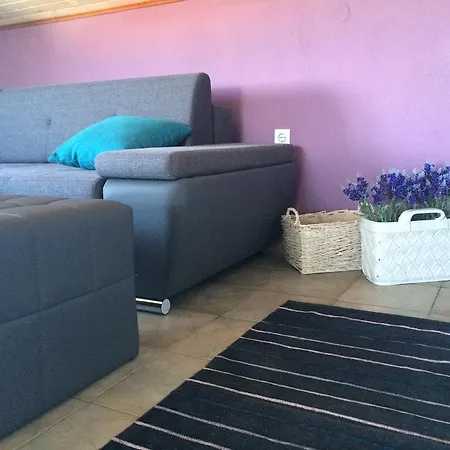Apartman Petrina Rab Town